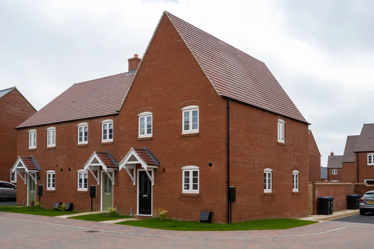 New Grand Union homes at The Furlongs, Towcester